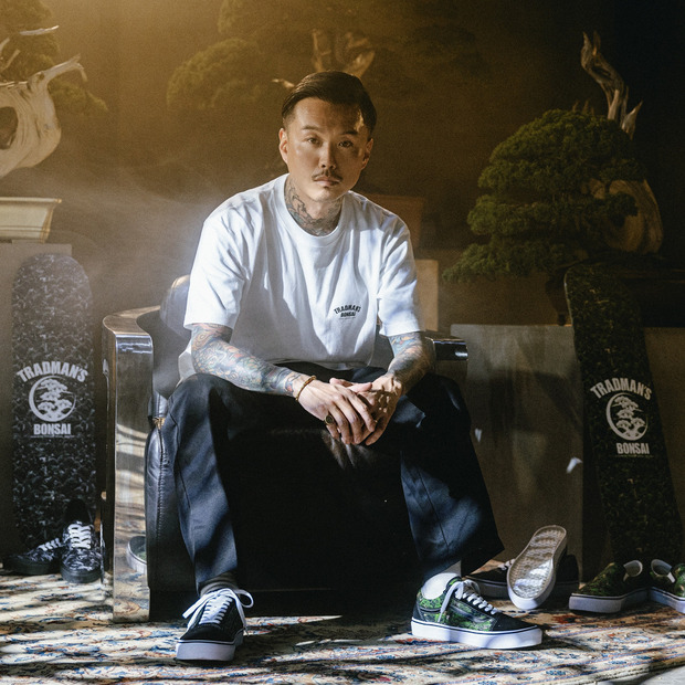 AUTHENTIC BLACK/WHITE 詳細画像